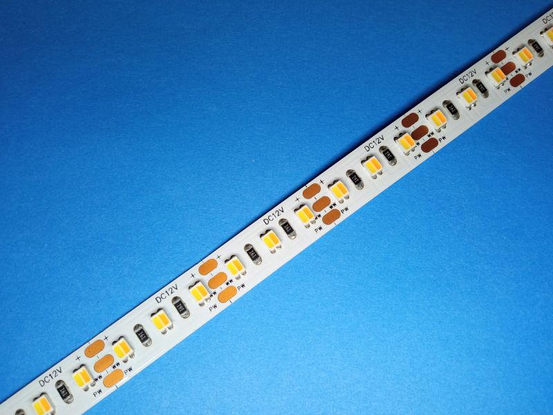 LED pásek 12V CCT2700-6500K 120ks-<19,2W/m IP20