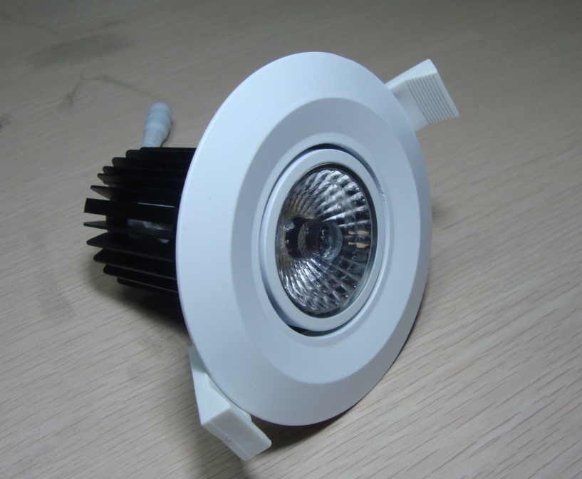 LED COB bodové svítidlo,650lm,7W,230V,bílá