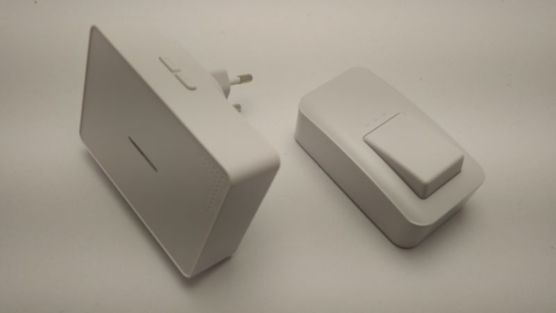 Dálkový domovní zvonek QE2 samonapájecí tl./230V