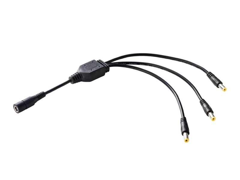 rozbočovač napájení 1xF-3xM 5,5/2,1mm