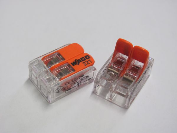 Svorka 221-412,2 vodiče,páčka,max.4mm2-32A,transp.