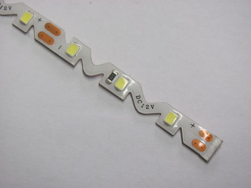 LED pásek 12V čistá bílá 8W/m krytí silikon S-typ